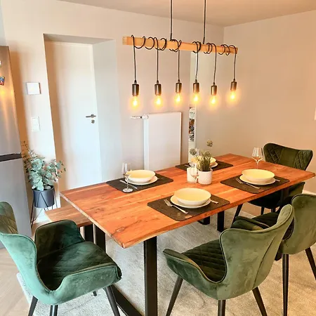 Jupas - Premium Διαμέρισμα Τρίερ